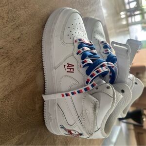 AF1 Kids White and Red High-Top Sneakers